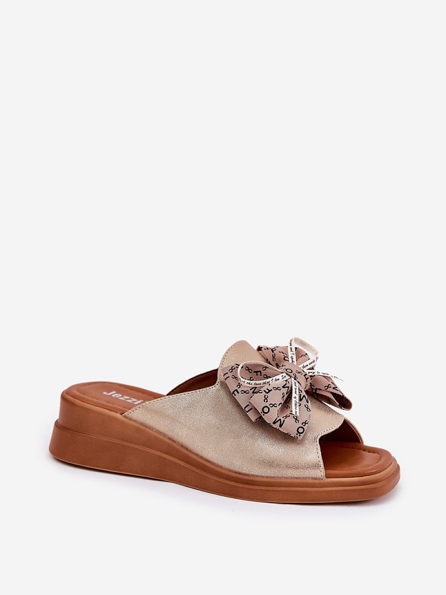  Buskin model 211954 Step in style 