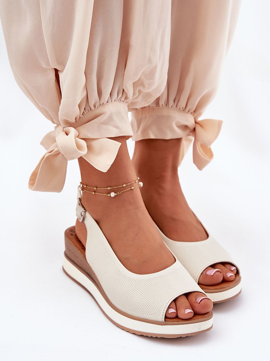  Buskin model 212128 Step in style 