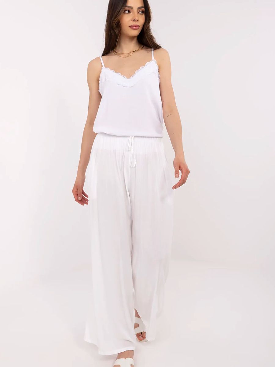  Women trousers model 212284 Italy Moda 