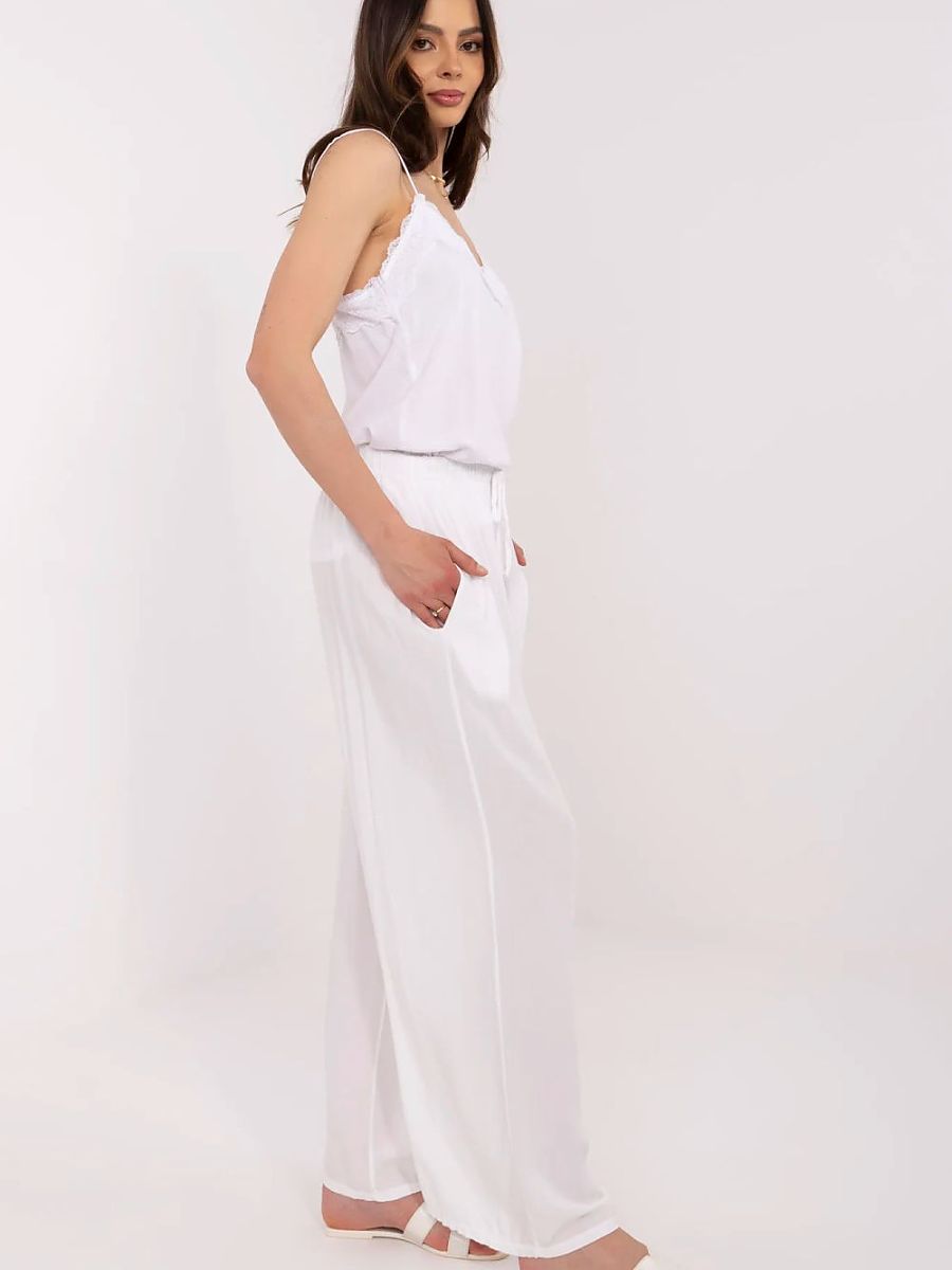  Women trousers model 212284 Italy Moda 