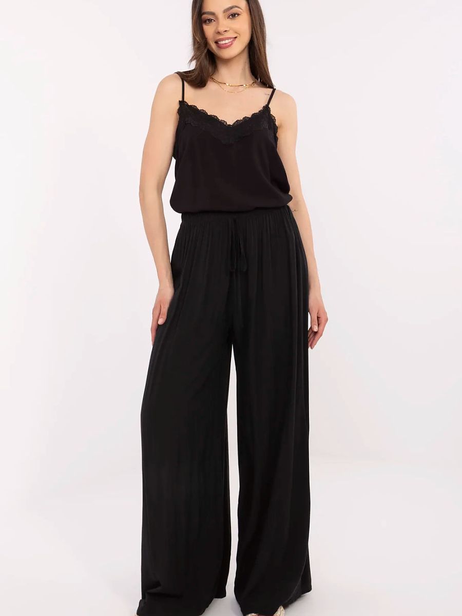  Women trousers model 212285 Italy Moda 