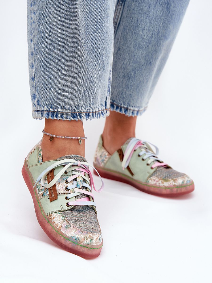  Half shoes model 212553 Step in style 