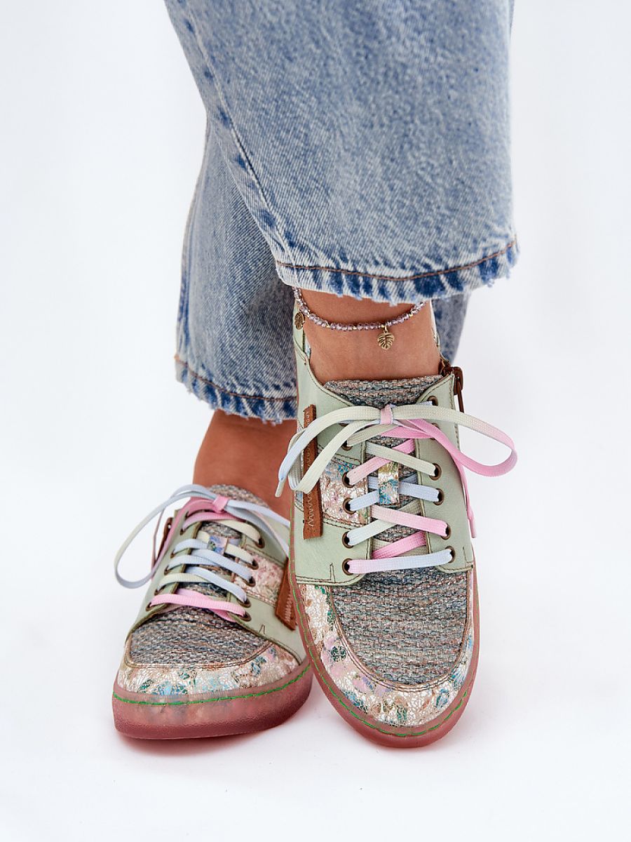  Half shoes model 212553 Step in style 