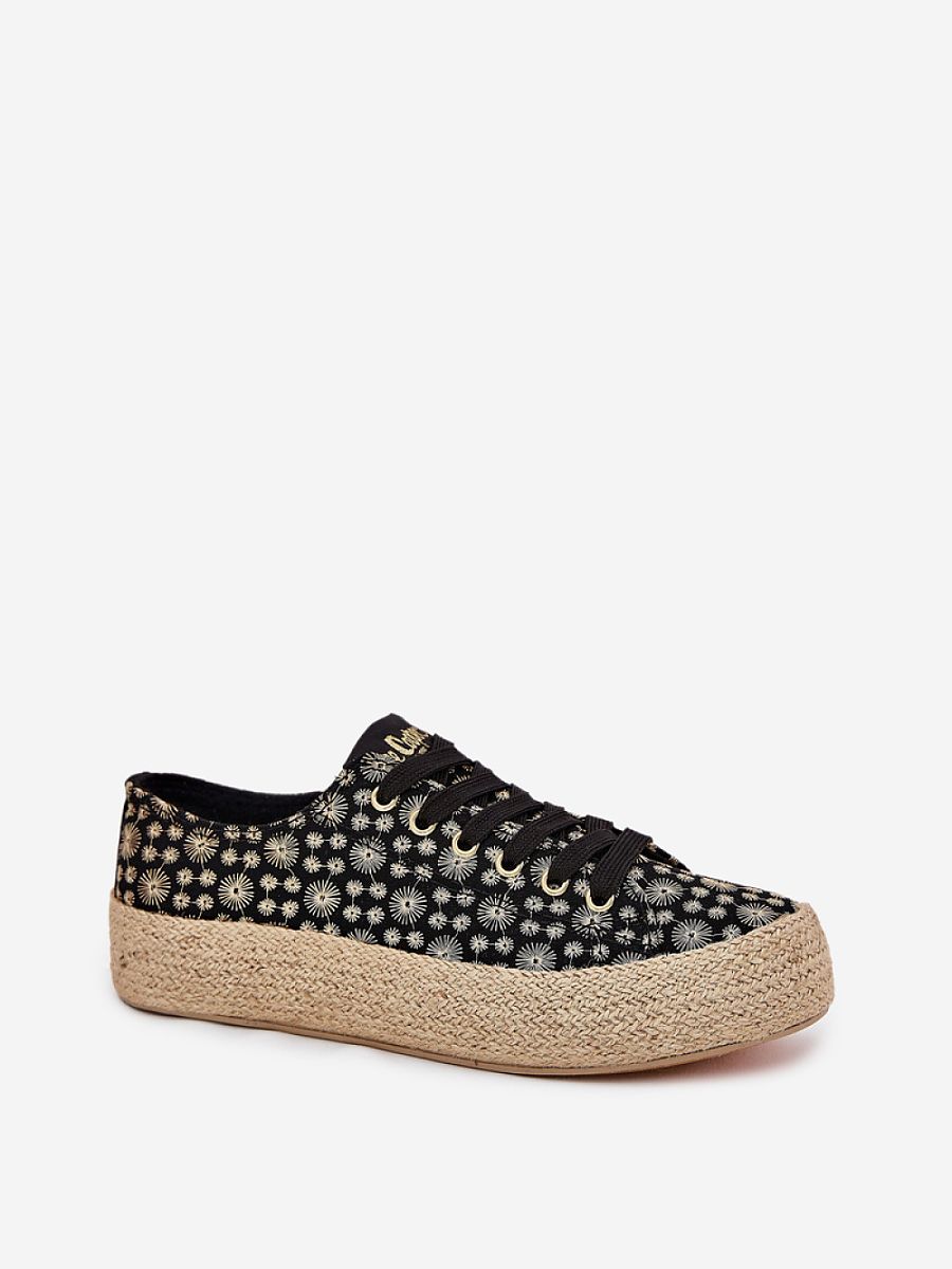  Sneakers model 212619 Step in style 
