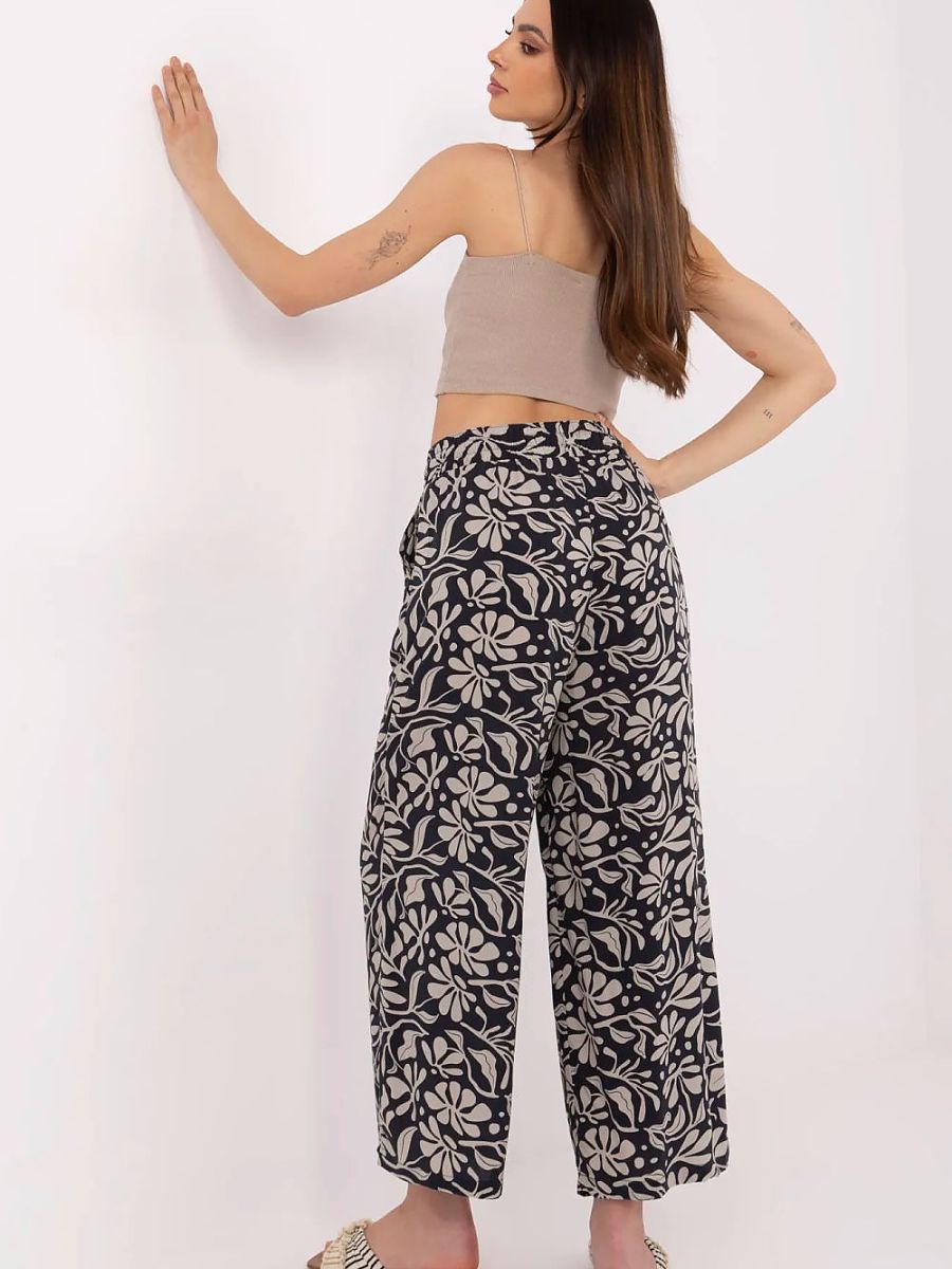  Women trousers model 212666 Sublevel 