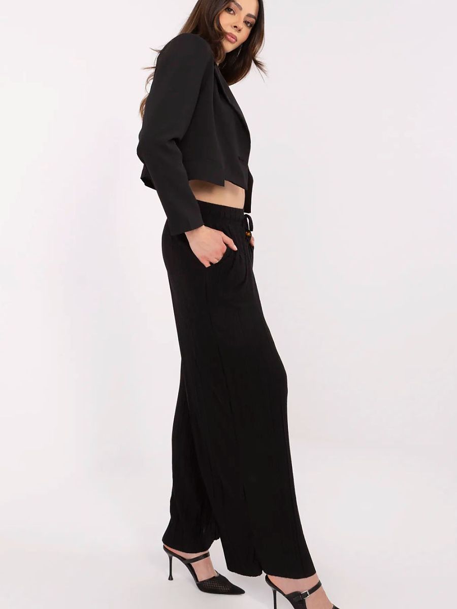  Women trousers model 212667 Sublevel 