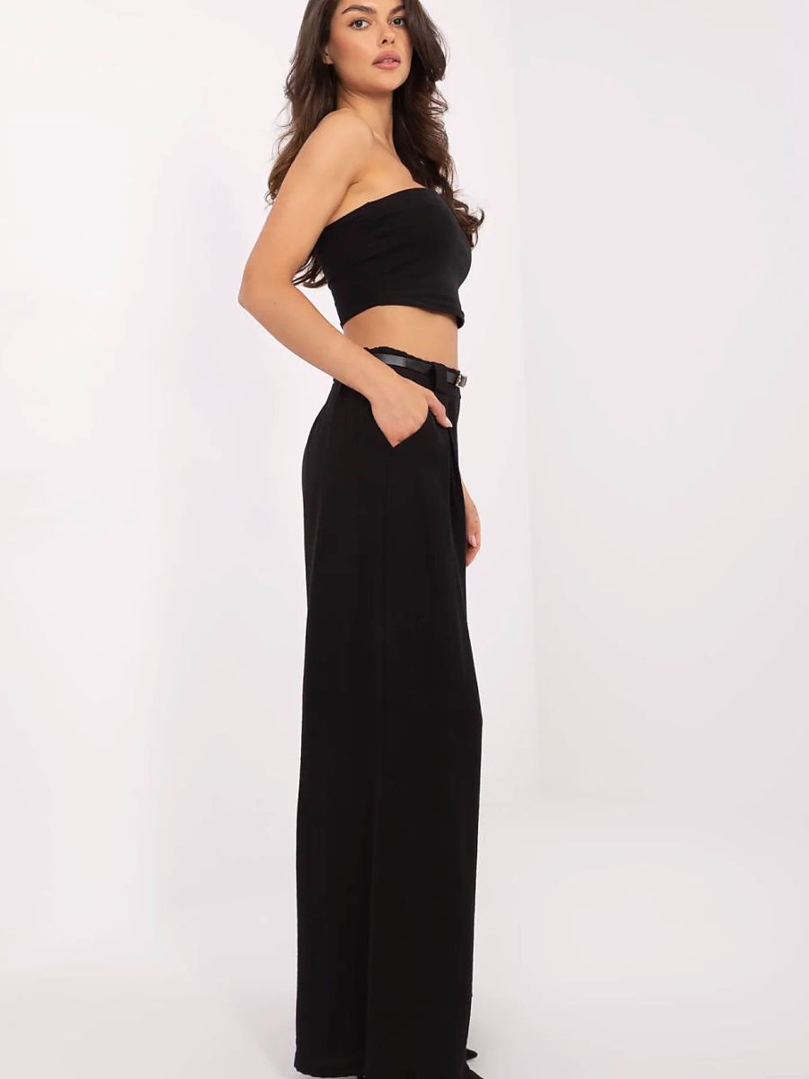  Women trousers model 213063 Italy Moda 