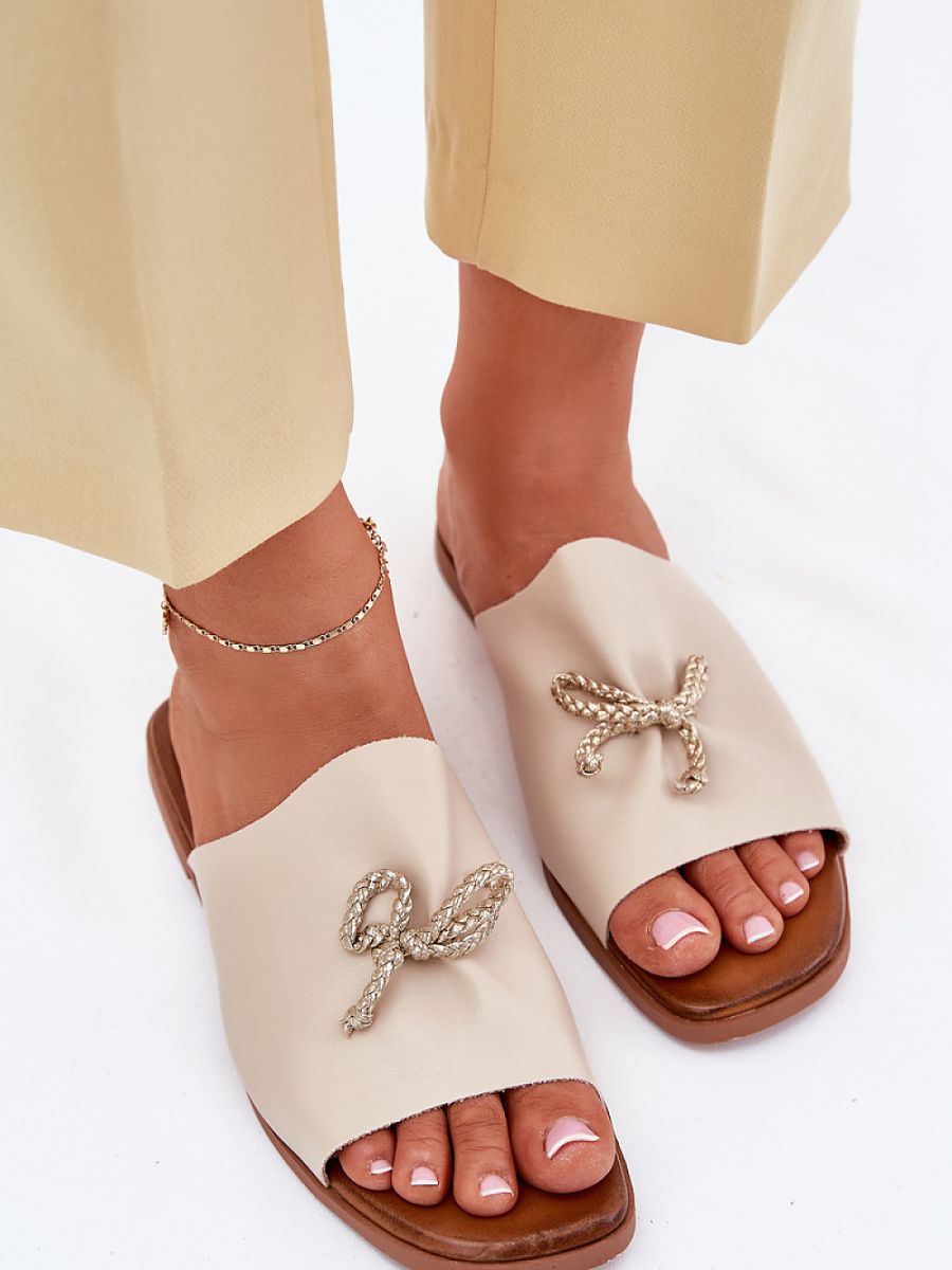  Flip-flops model 214377 Step in style 