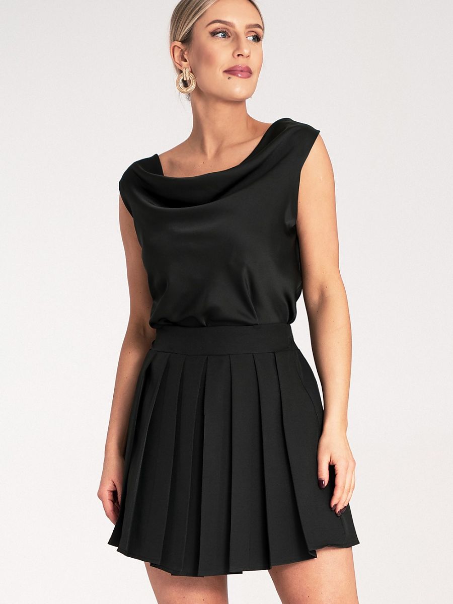  Short skirt model 214841 Figl 