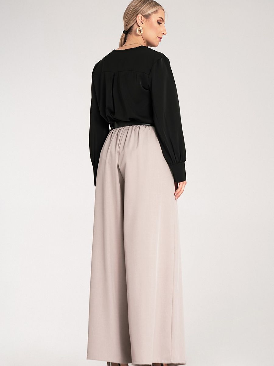  Women trousers model 214928 Figl 