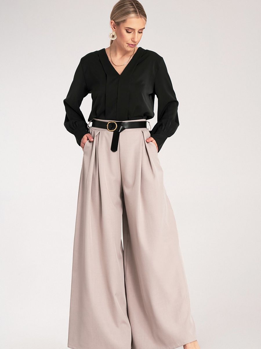  Women trousers model 214928 Figl 