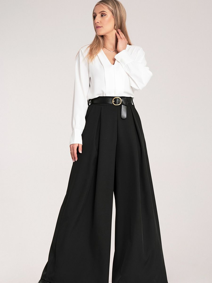  Women trousers model 214929 Figl 