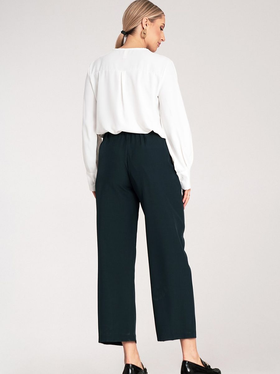  Women trousers model 214930 Figl 