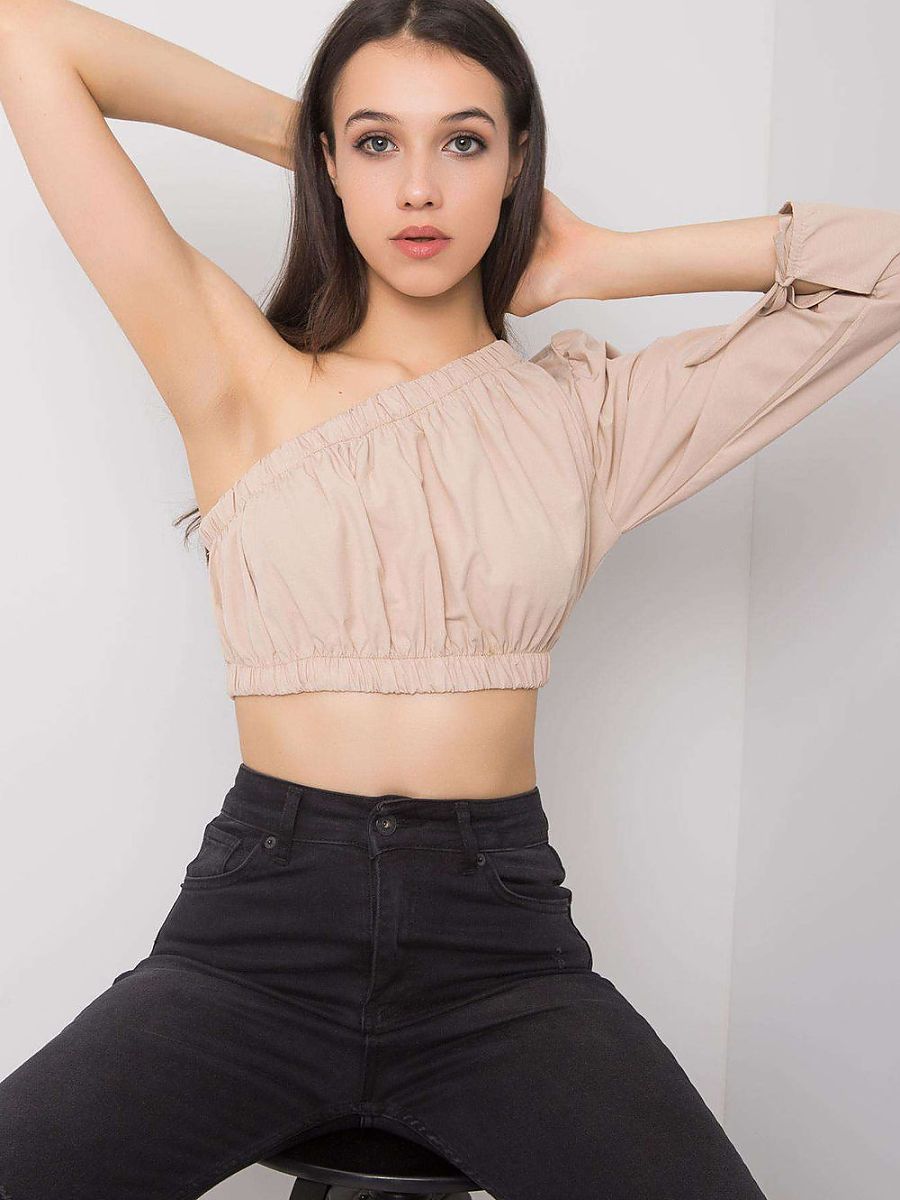  Blouse model 215372 Rue Paris 