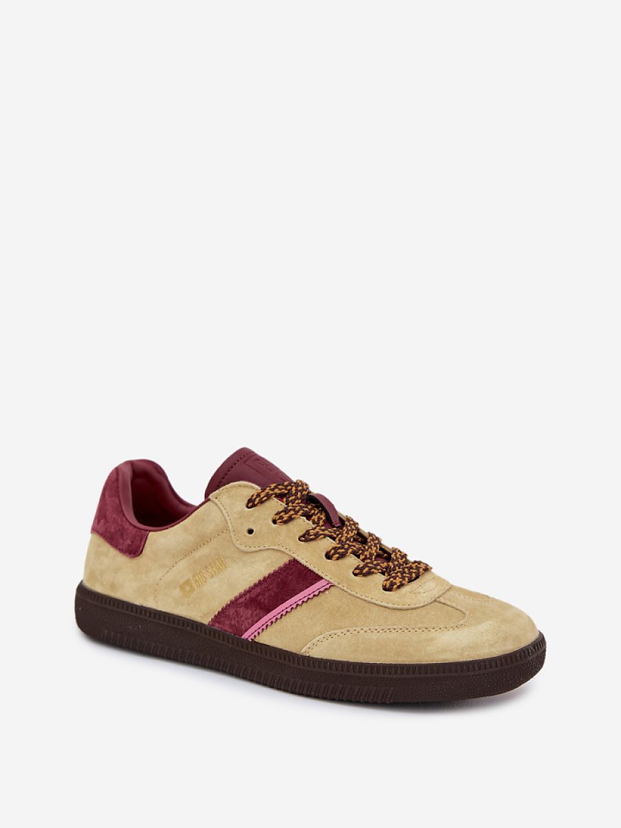  Sport Shoes model 216480 Step in style 