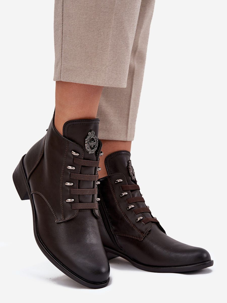  Boots model 216950 Step in style 