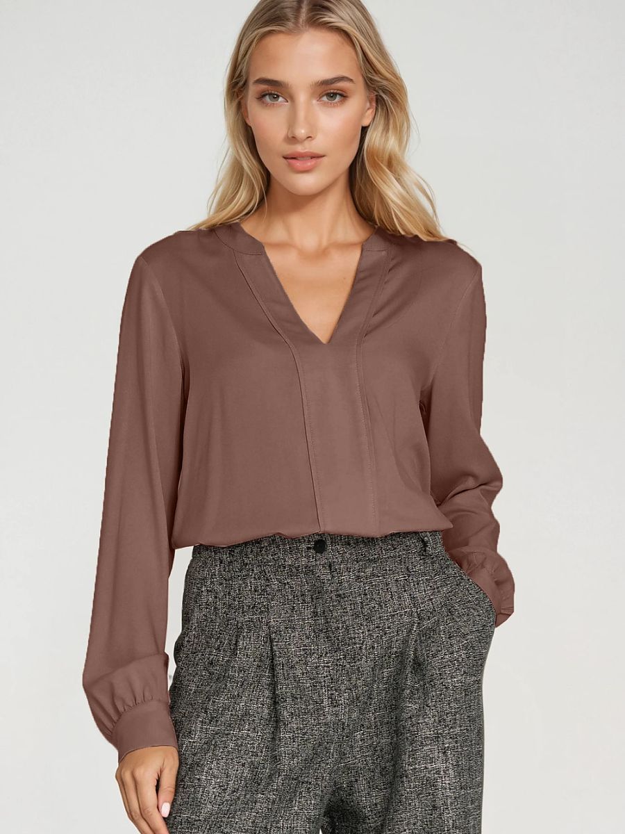  Blouse model 217581 Nife 