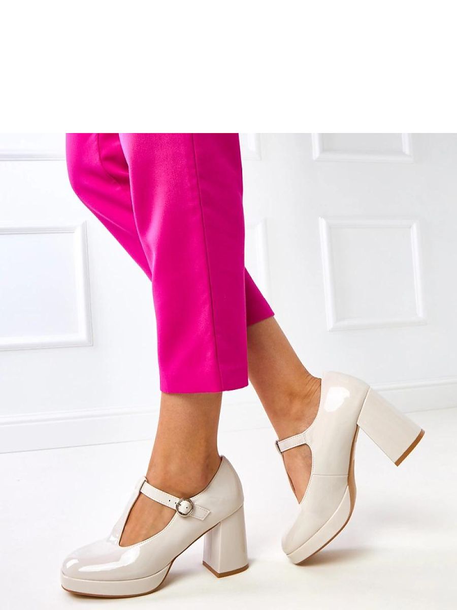  Heeled low shoes model 218175 Solea 
