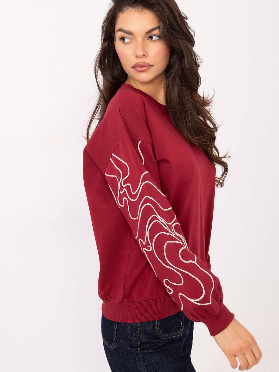  Sweatshirt model 218380 Relevance 