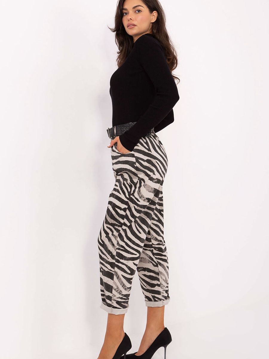 Women trousers model 218442 Italy Moda 