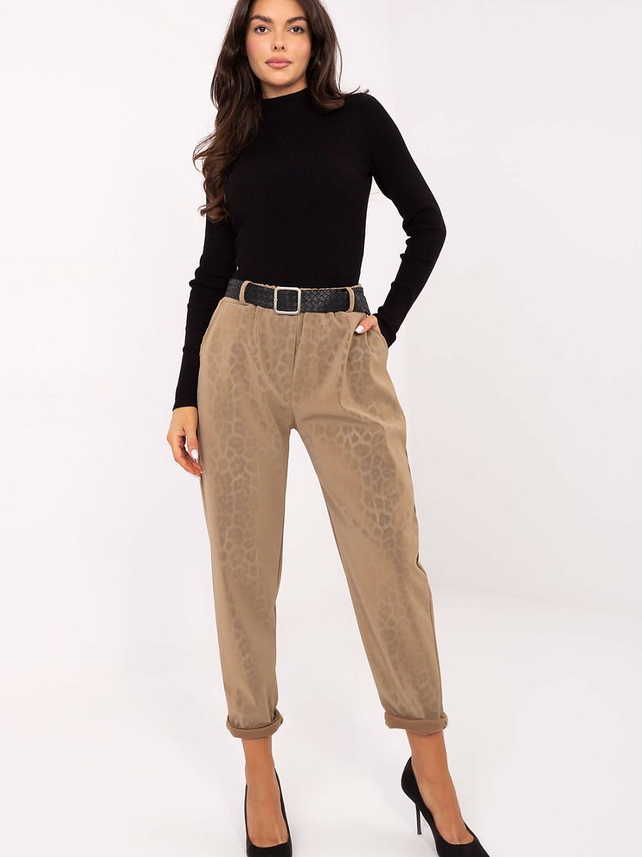  Women trousers model 218446 Italy Moda 