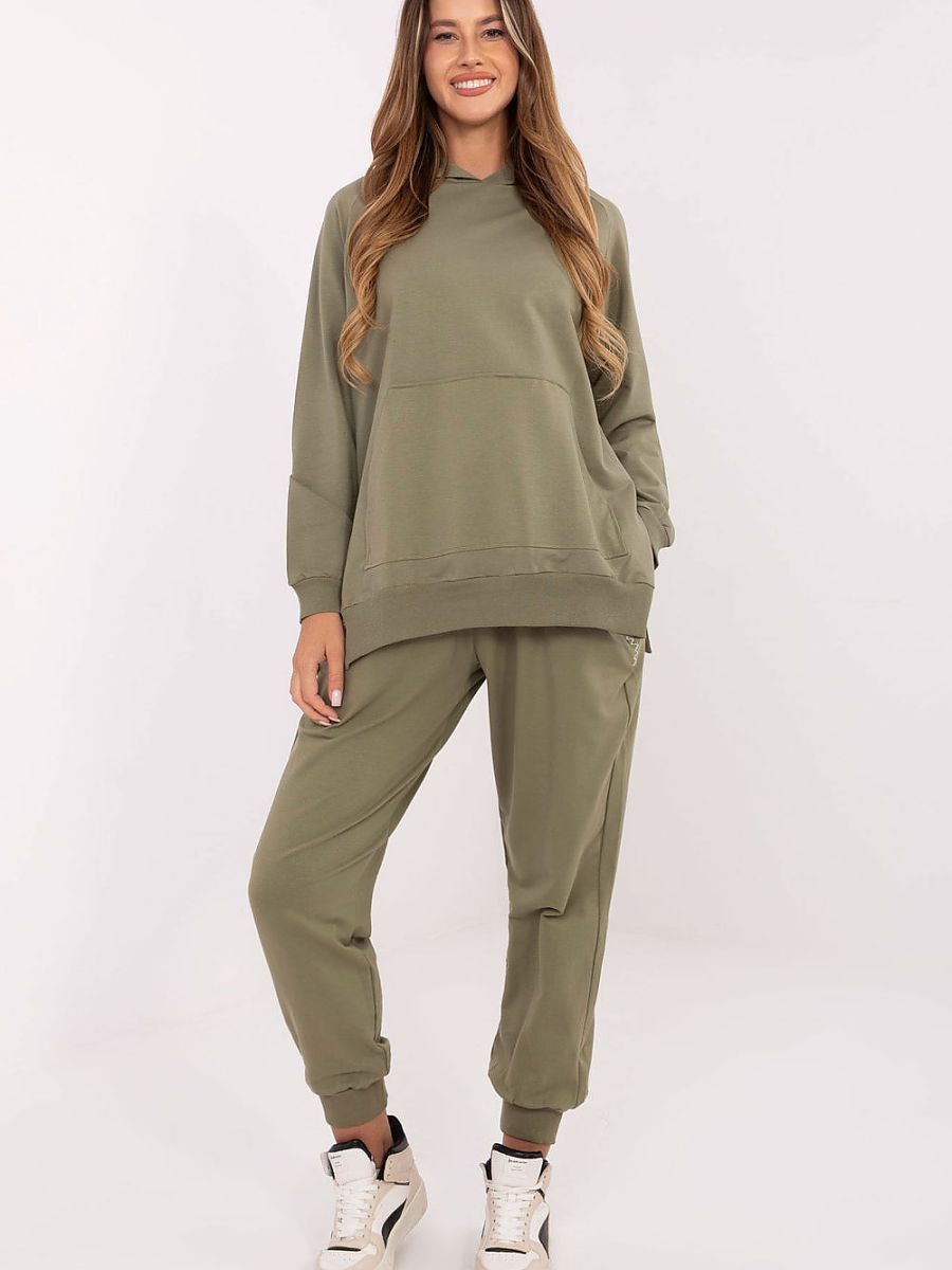  Sweatshirt model 218620 Relevance 