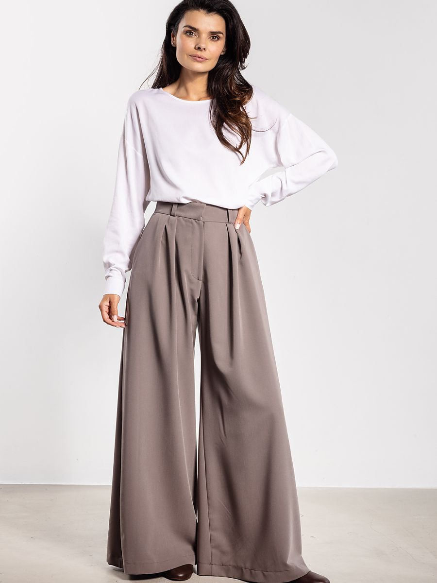  Women trousers model 218986 awama 