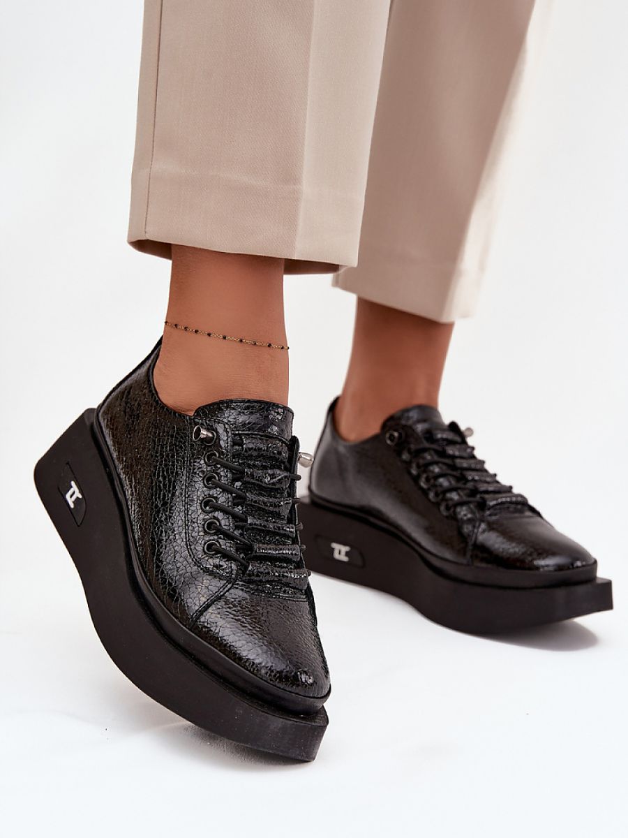  Platform shoes model 219103 Step in style 