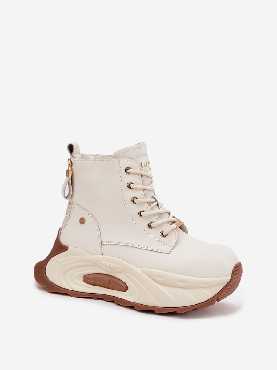  Boots model 219250 Step in style 