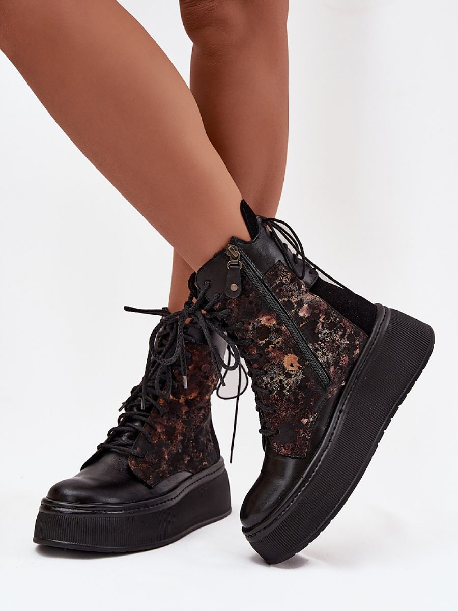  Platform boots model 219393 Step in style 