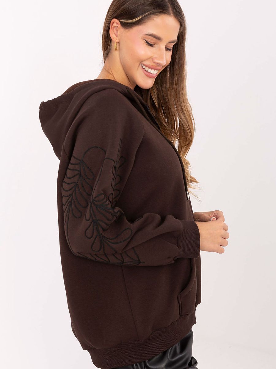  Sweatshirt model 219429 Relevance 