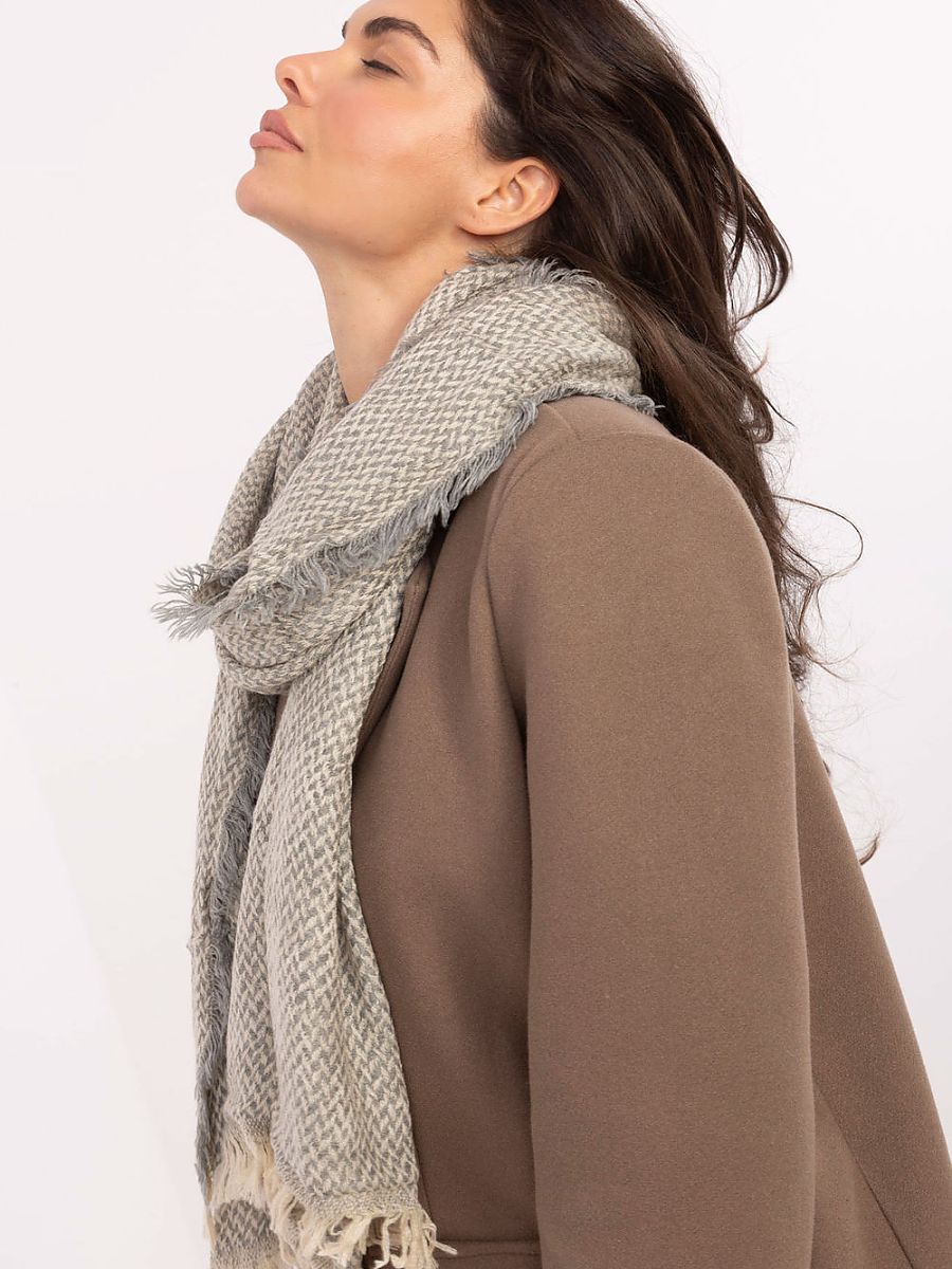  Shawl model 219616 AT 