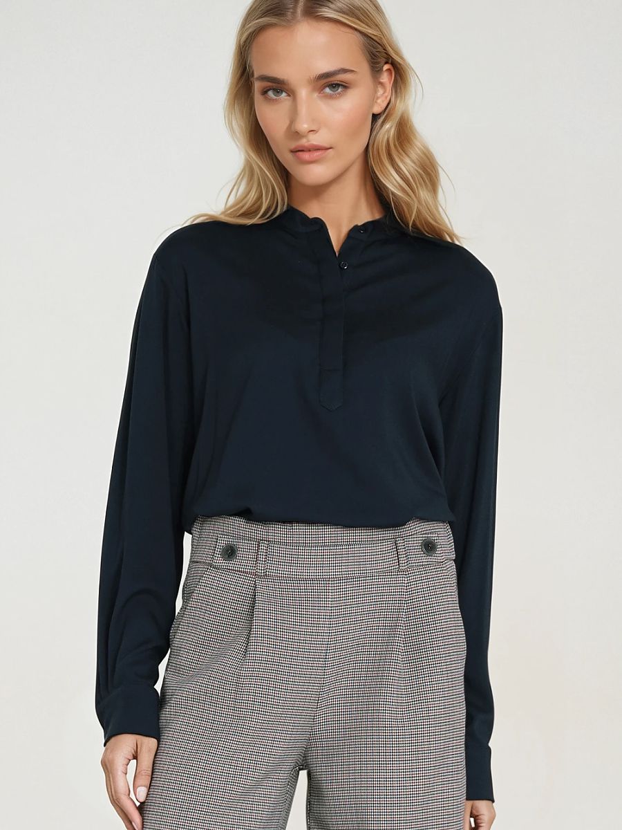  Blouse model 219775 Nife 