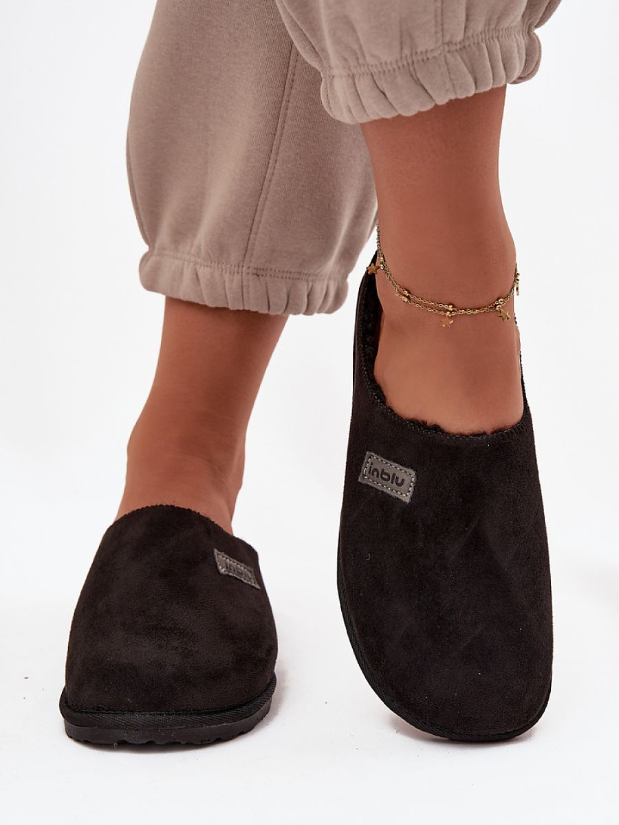  Slippers model 220070 Step in style 