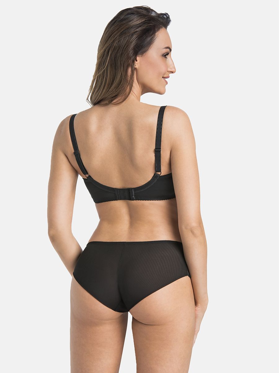  Shorts model 220132 Teyli 