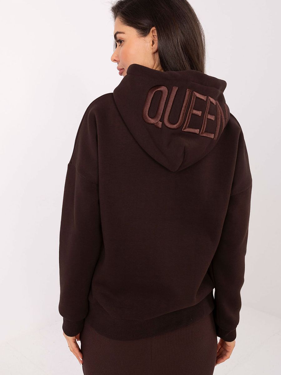  Sweatshirt model 220400 Relevance 