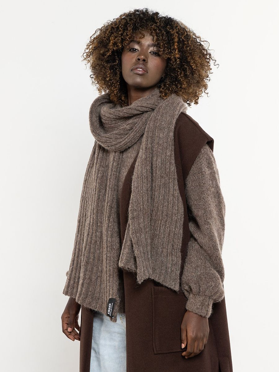  Shawl model 220843 awama 