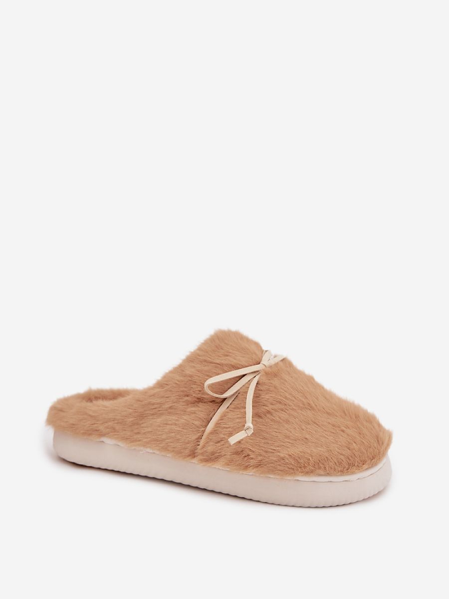  Slippers model 221507 Step in style 