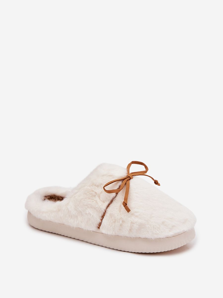  Slippers model 221509 Step in style 