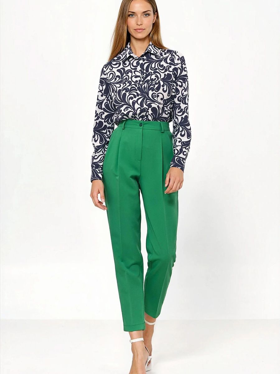  Women trousers model 221732 Nife 