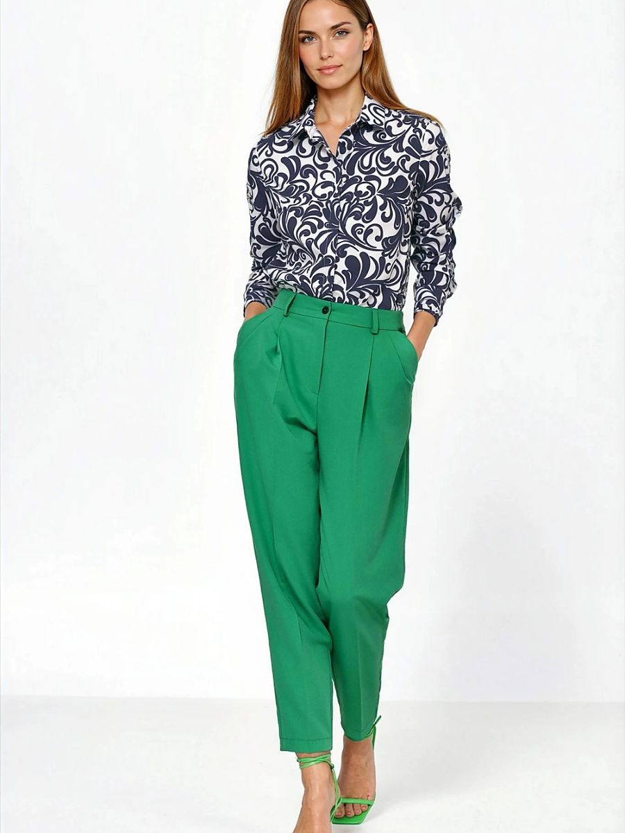  Women trousers model 221732 Nife 