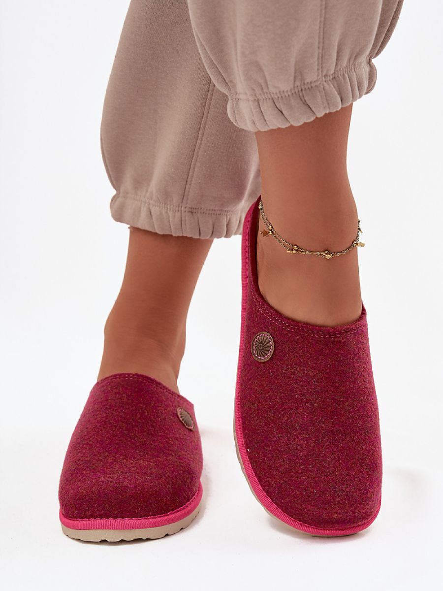  Slippers model 222294 Step in style 