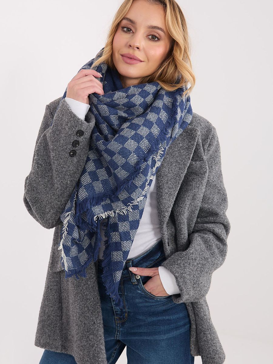  Shawl model 222304 AT 