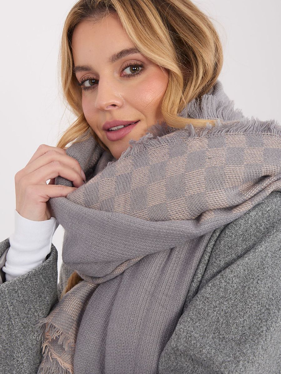  Shawl model 222305 AT 