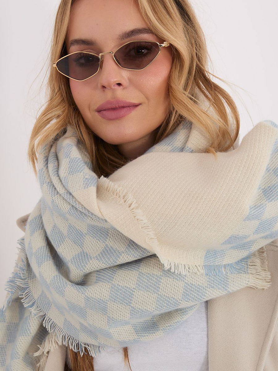  Shawl model 222308 AT 