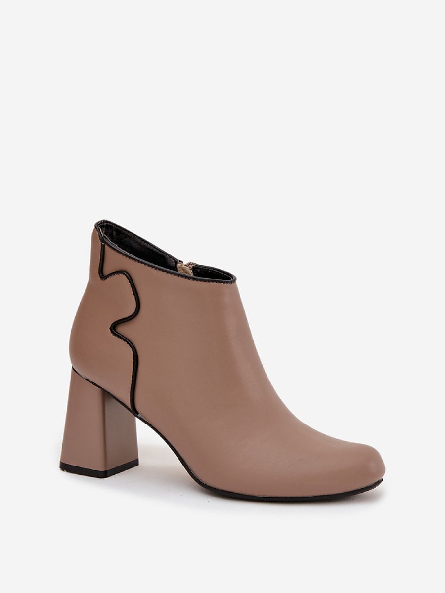  Heel boots model 222520 Step in style 