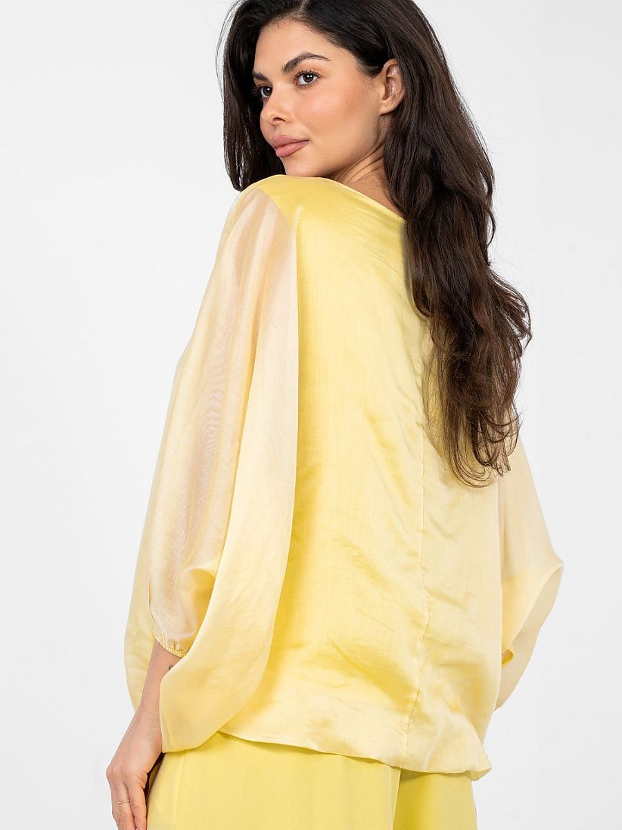  Blouse model 224051 Italy Moda 