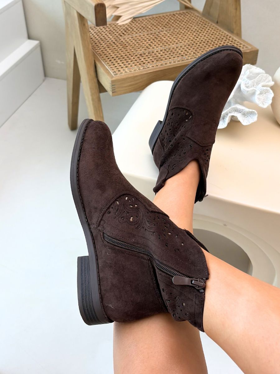  Boots model 224431 Step in style 