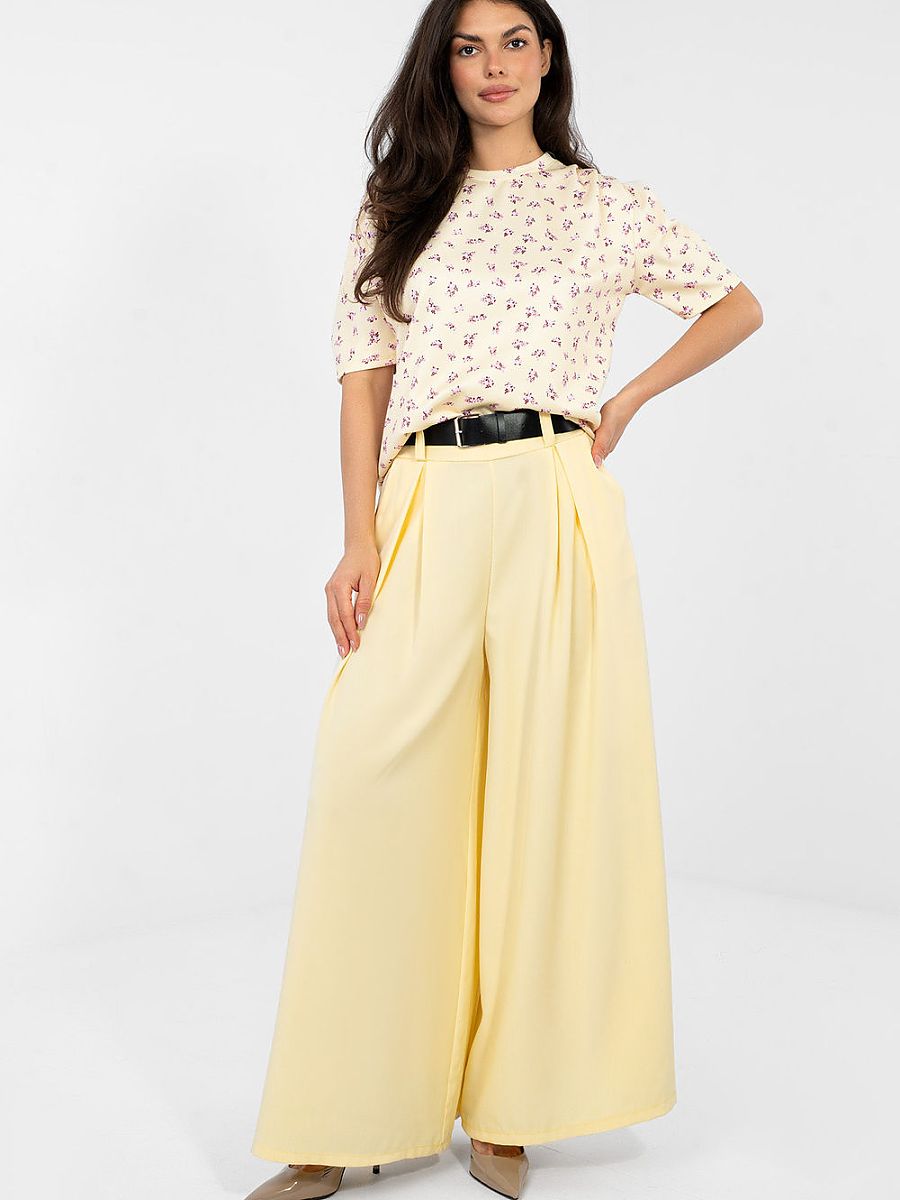  Blouse model 224861 Italy Moda 
