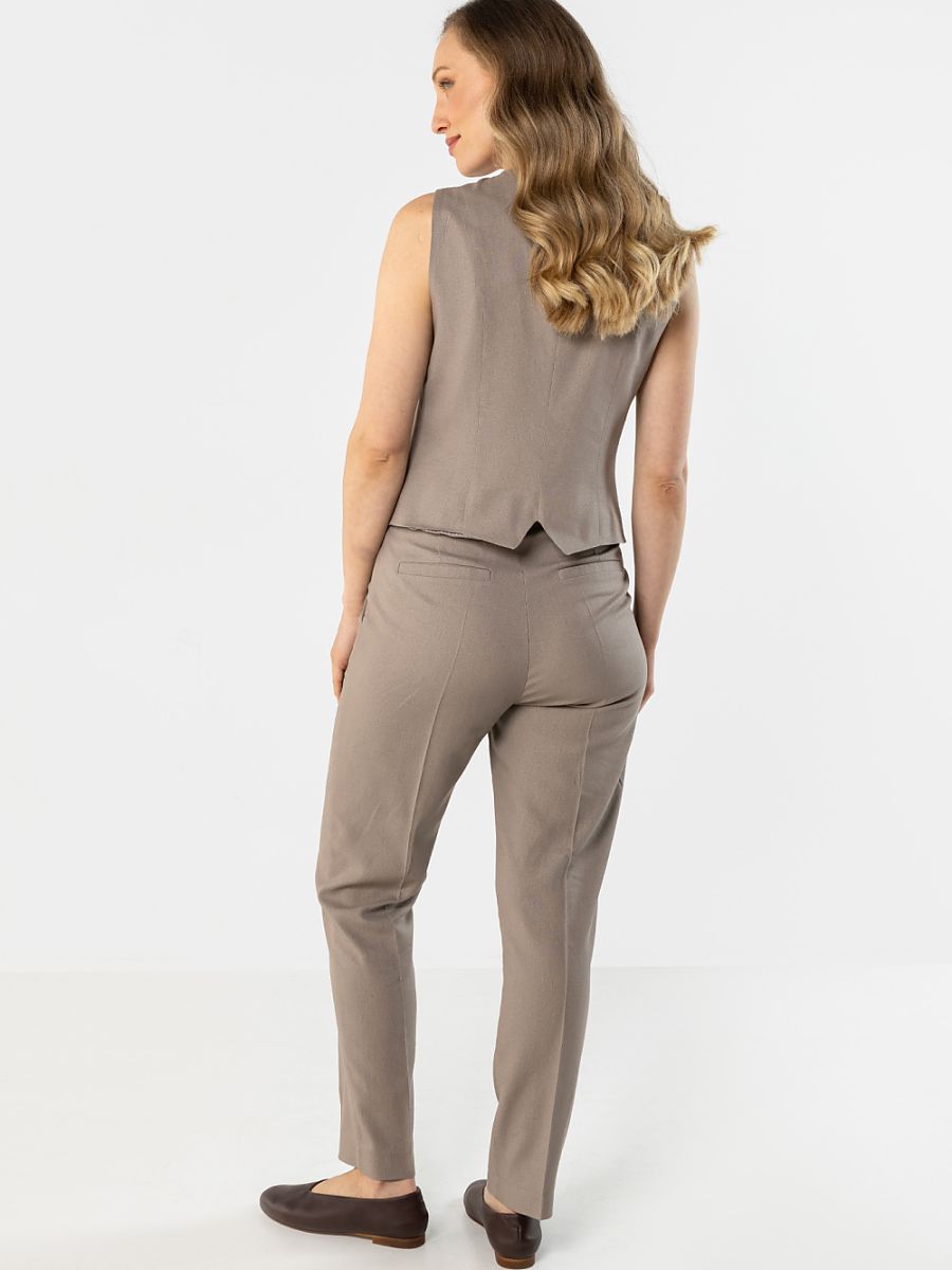  Women trousers model 225296 awama 